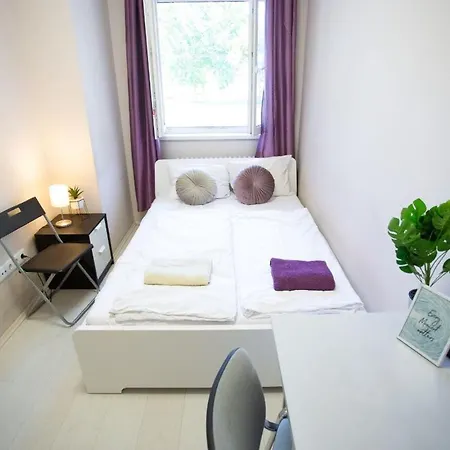 Apartment Cityscape Budget Corvinus Budapest
