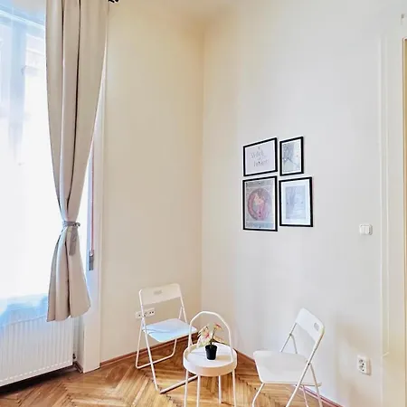 Hogyes Endre Apartment Budapest