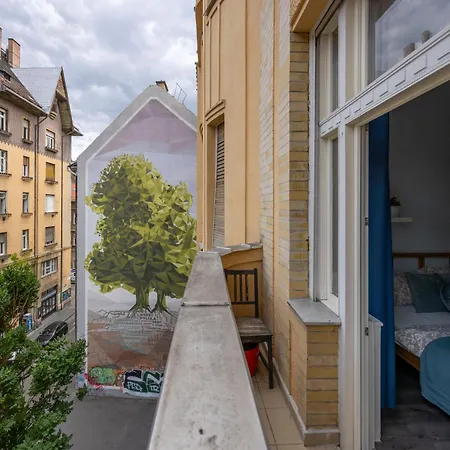 Daire Explore From A Cozy & Sweet Retreat *