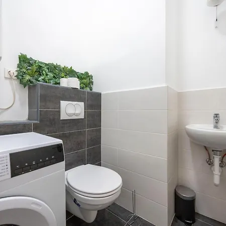 Explore From A Cozy & Sweet Retreat Daire *