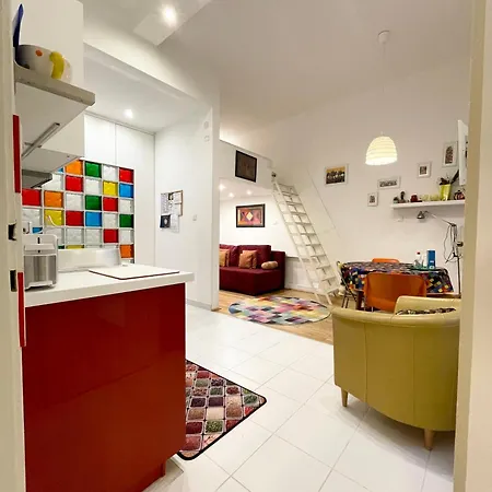 Rainbow Pearl At St Stephen' S Basilica Apartment *