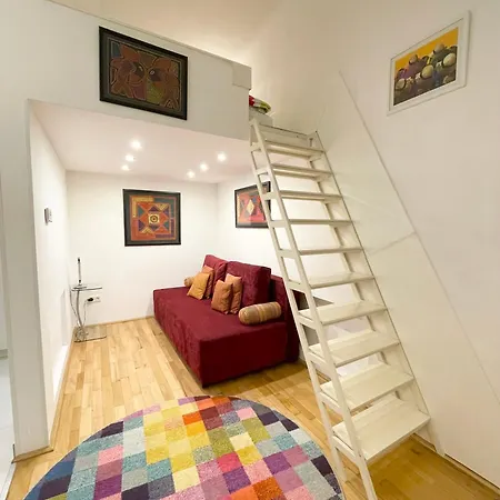 Rainbow Pearl At St Stephen' S Basilica Apartment Budapest