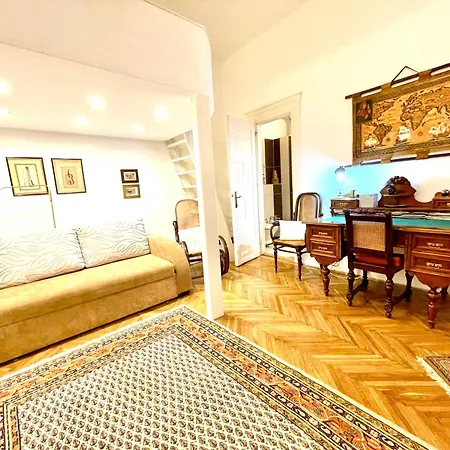 Apartament Gold Pearl 2 At St Stephen' S Basilica