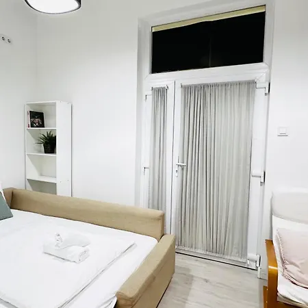 Rozsa Homestay Budapest