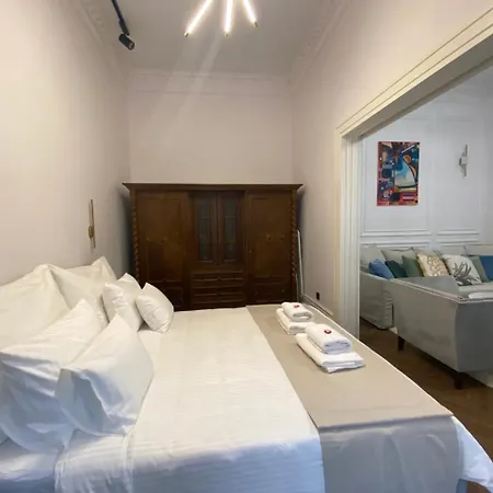 Premium Luxury Opera Near Opera And Basilica Apartment *