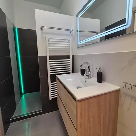 T13 Two-bedroom * Budapest