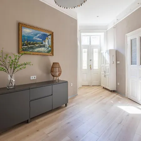 Apartment Charming Dream & Retreat By Prestige Homes Budapest