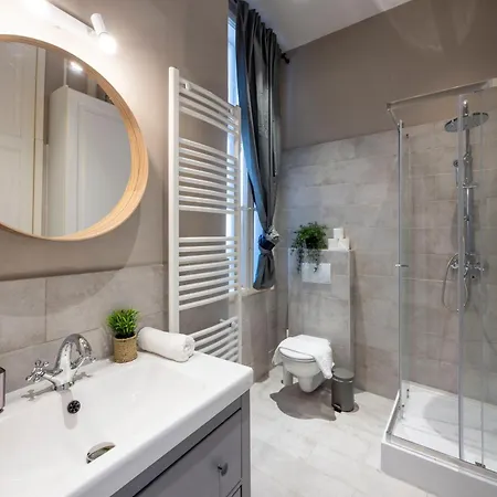 Charming Dream & Retreat By Prestige Homes Budapest