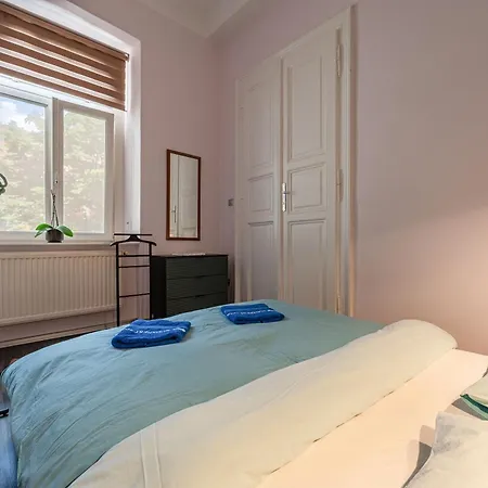 Park View - Centre Apartment *