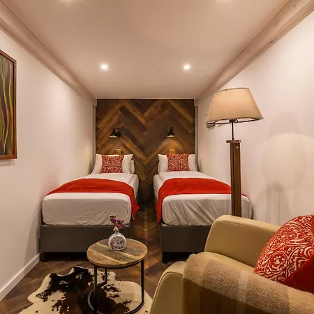 Palace District Luxury Apartment *