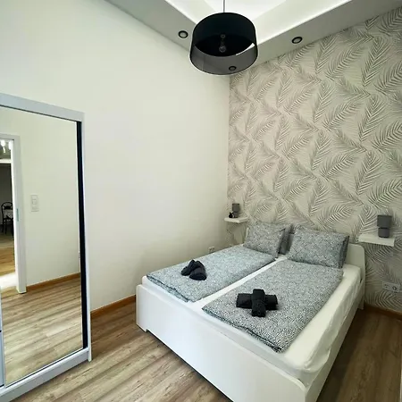 Apartment Victory Flat
