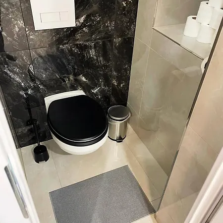 Victory Flat Apartment