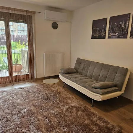 Jisoo Apartment Budapest