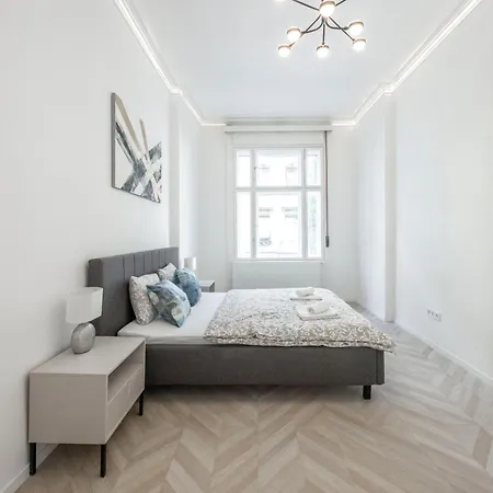 Apartment Classy & Cozy Dream In The Center Of