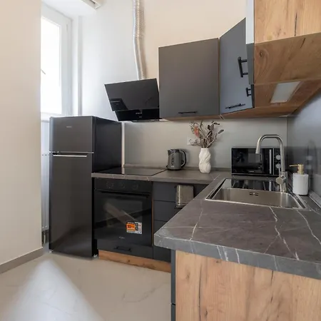 Apartment Classy & Cozy Dream In The Center Of *