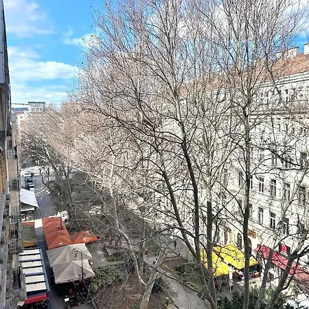 Apartment Liszt With Garage Available - Symphony 2
