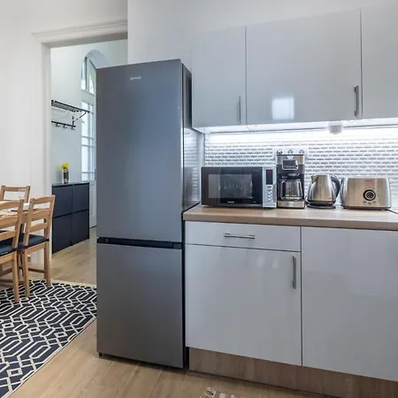 Apartment Very Large With Air Conditioning