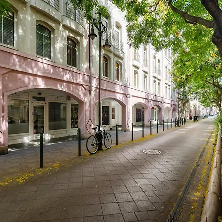 Angel With Free Garage Parking Appartement Budapest