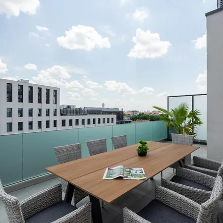 Corvin 5 Stars Luxury With Free Parking Appartement