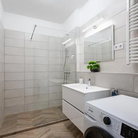 Corvin 5 Stars Luxury With Free Parking * Boedapest