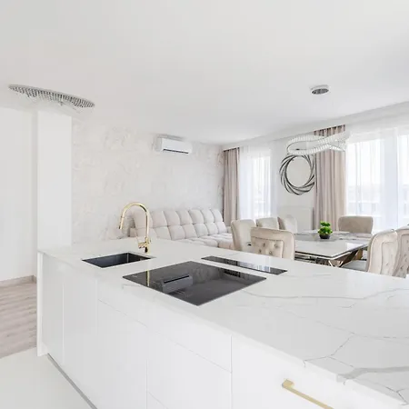 Appartement Corvin 5 Stars Luxury With Free Parking *