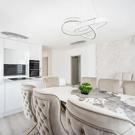 Corvin 5 Stars Luxury With Free Parking Appartement Boedapest