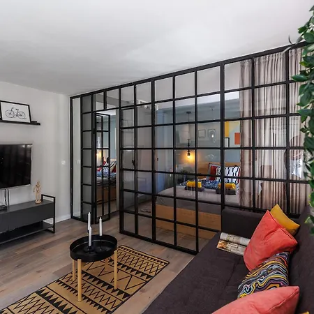 Little Treasure At Liszt With Free Parking Apartment Budapest