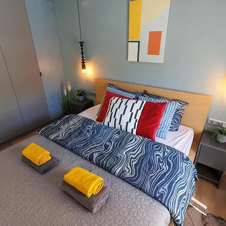 Little Treasure At Liszt With Free Parking Apartment