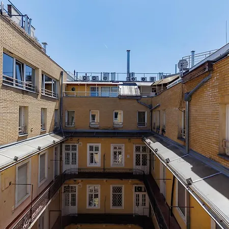 Apartment Little Treasure At Liszt With Free Parking