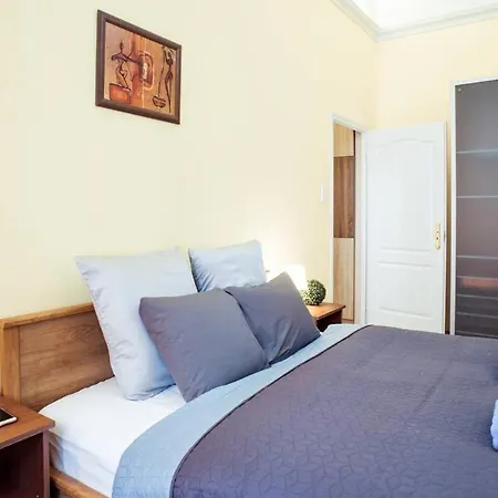 Apartment Ultra - Next To The Synagogue - Air Conditioning
