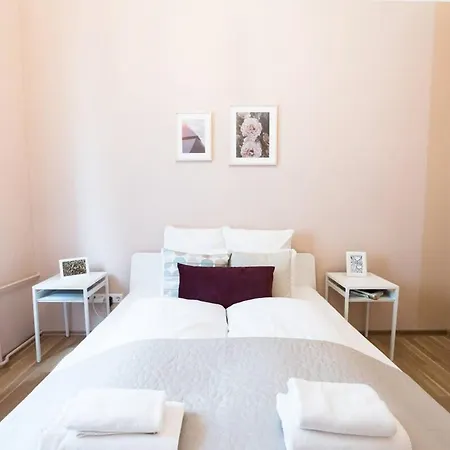Ultra - Next To The Synagogue - Air Conditioning Apartment