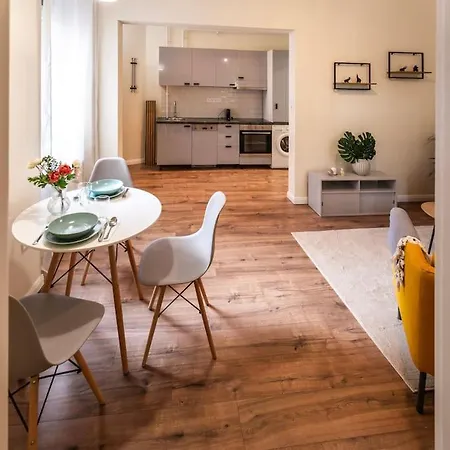 Tilia Apartment *