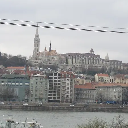 Gold Pearl 2 At St Stephen' S Basilica * Budapesta