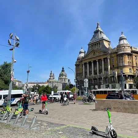 Apartament Gold Pearl 2 At St Stephen' S Basilica