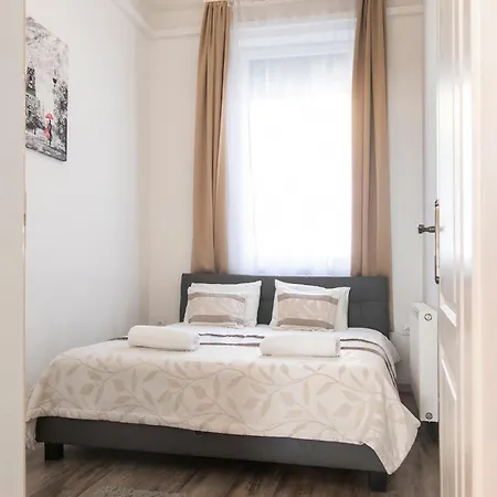 Apartamento Real Révay *