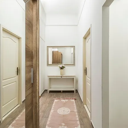 Real Revay Apartment *