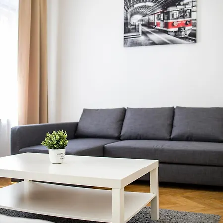 Apartment Real Revay *