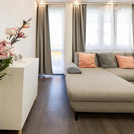 Rumbach 2022 Modern Apartment Budapest