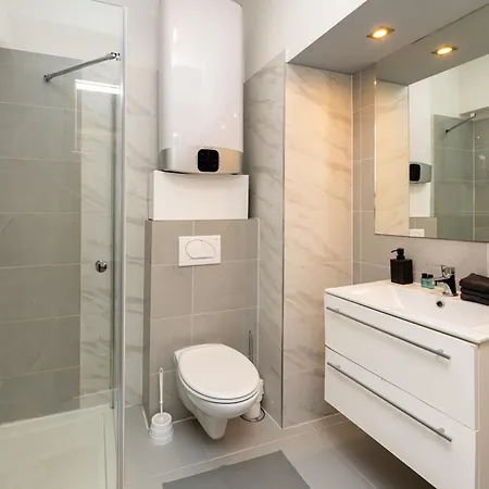 Rumbach 2022 Modern Apartment Budapest