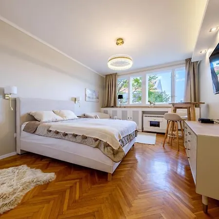 Chain Bridge Studio * Budapest