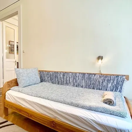 Bank5 Apartment Budapest