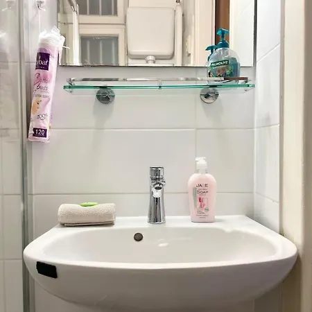 Bank5 Apartment