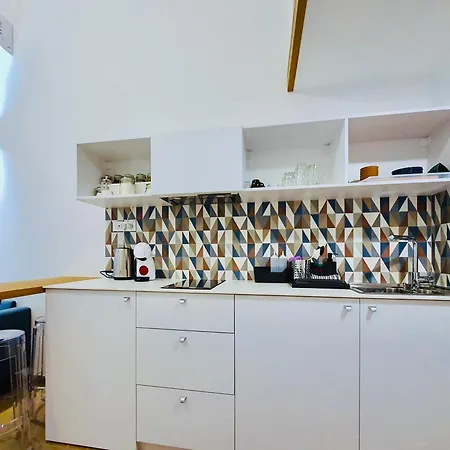 Romantic In The Heart Of Apartment