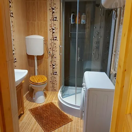 Cozy Downtown Apartmán