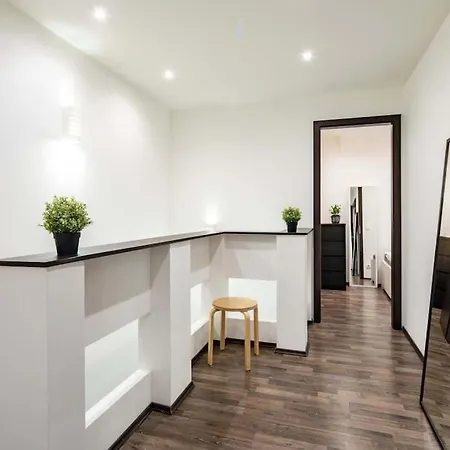 Apartment Cityscape Budget Omega Budapest