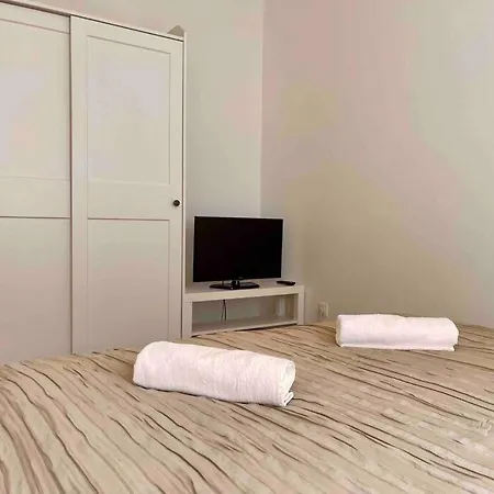 Tk Stylish Free Private Parking Garage * Budapest