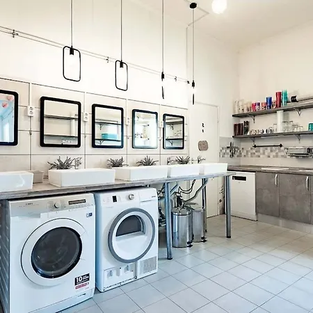 Cityscape Budget Vaci Apartment