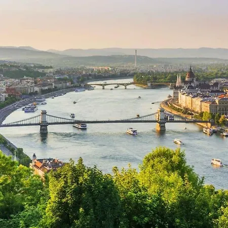 Liszt With Balcony And Garage Available -symphony 1 Apartment Budapest