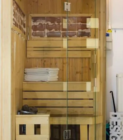 Apartment Opera 3br W Sauna By Newave