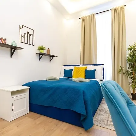 Opera 3br W Sauna By Newave Apartment